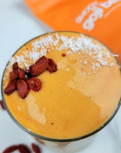 Goji Berry smoothie made using smoov superfood blends and powders. Packed with antioxidants for health & wellness. Keto Friendly